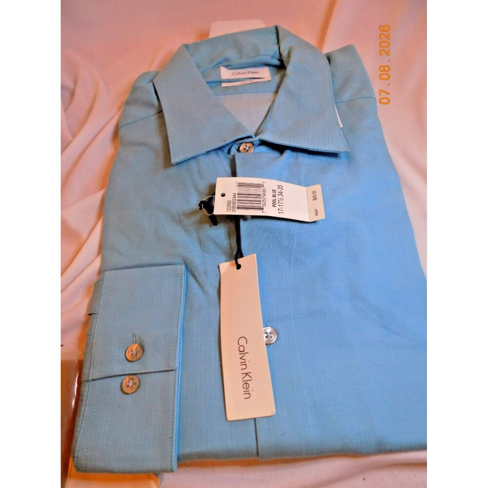 New Calvin Klein button down shirt 34-35